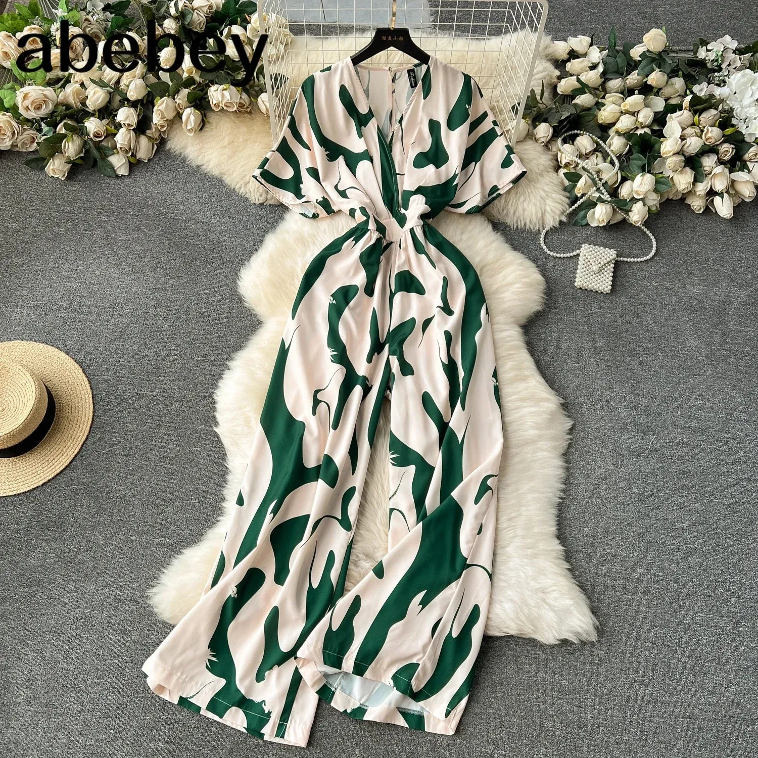 Summer Casual Women Printed Wide Leg Jumpsuit Female V-Neck Short Puff Sleeve High Waist Draped Loose Romper New Fashion