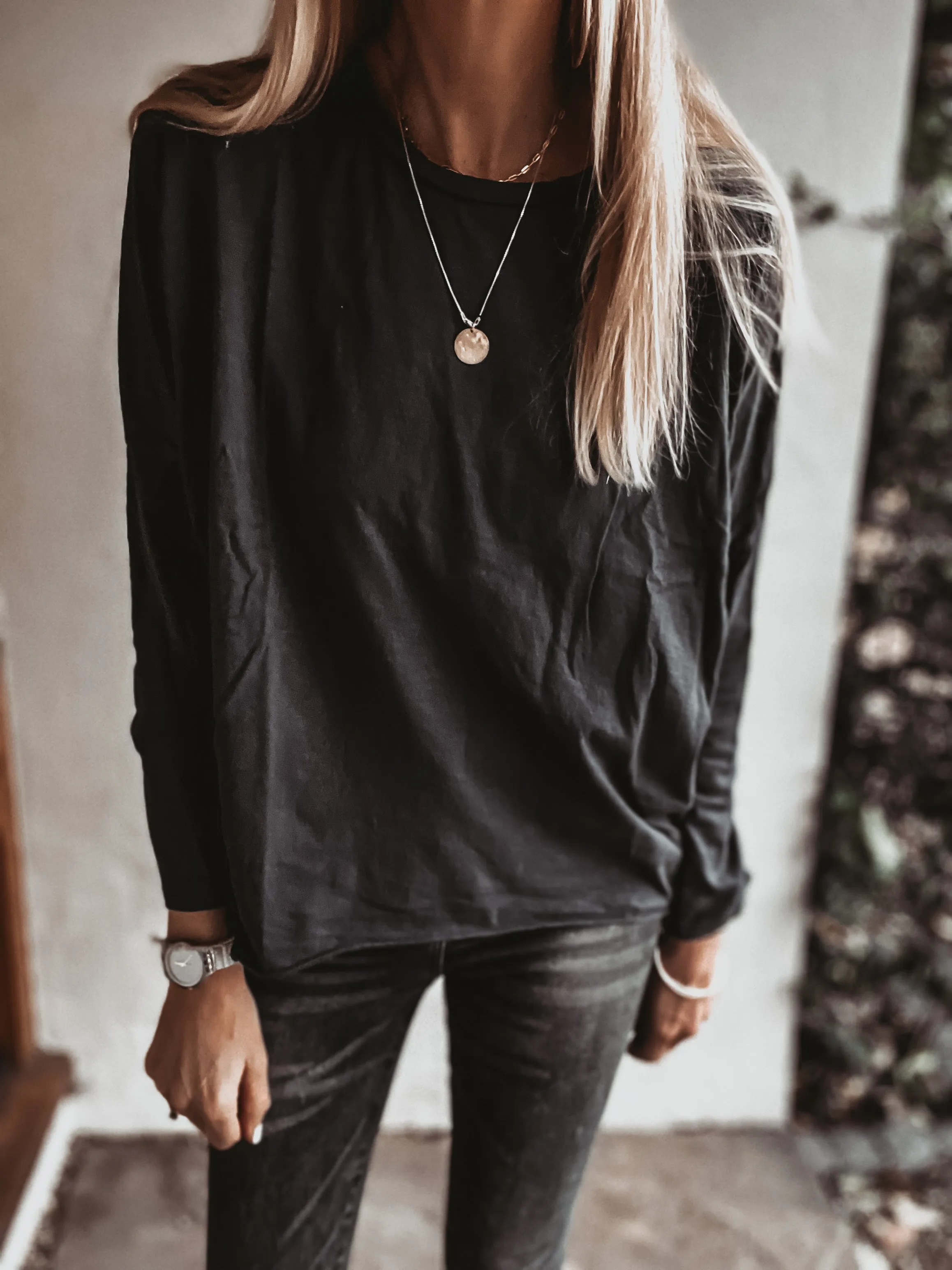 THE PERFECT DARK GREY LONG SLEEVED TEE *new*